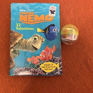 NIB Vintage Disney Pixar Finding Nemo Valentine's (32) Cards Dory Marlin Bruce